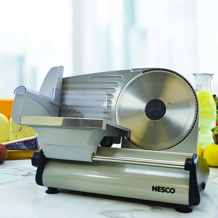 180 Watt Food Slicer W/ 7 1/2 Blade (FS-200) | NESCO®