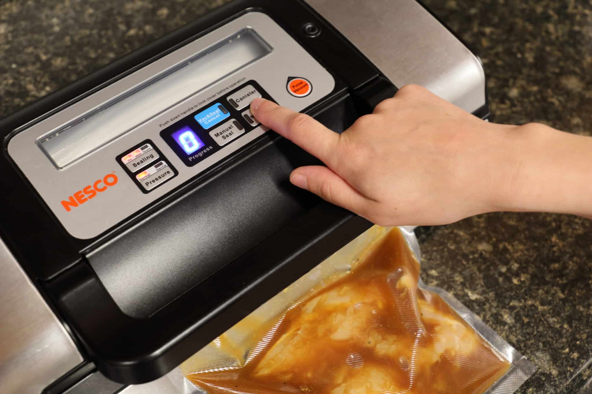 NESCO Deluxe Vacuum Sealer VS-12 User Guide