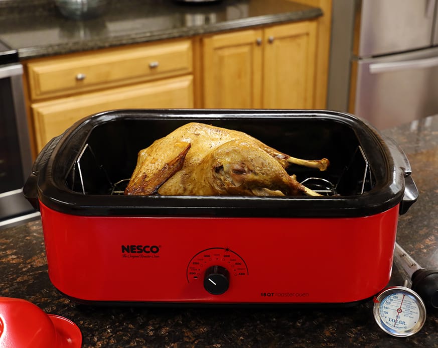 How to cook turkey in a roaster oven for Thanksgiving