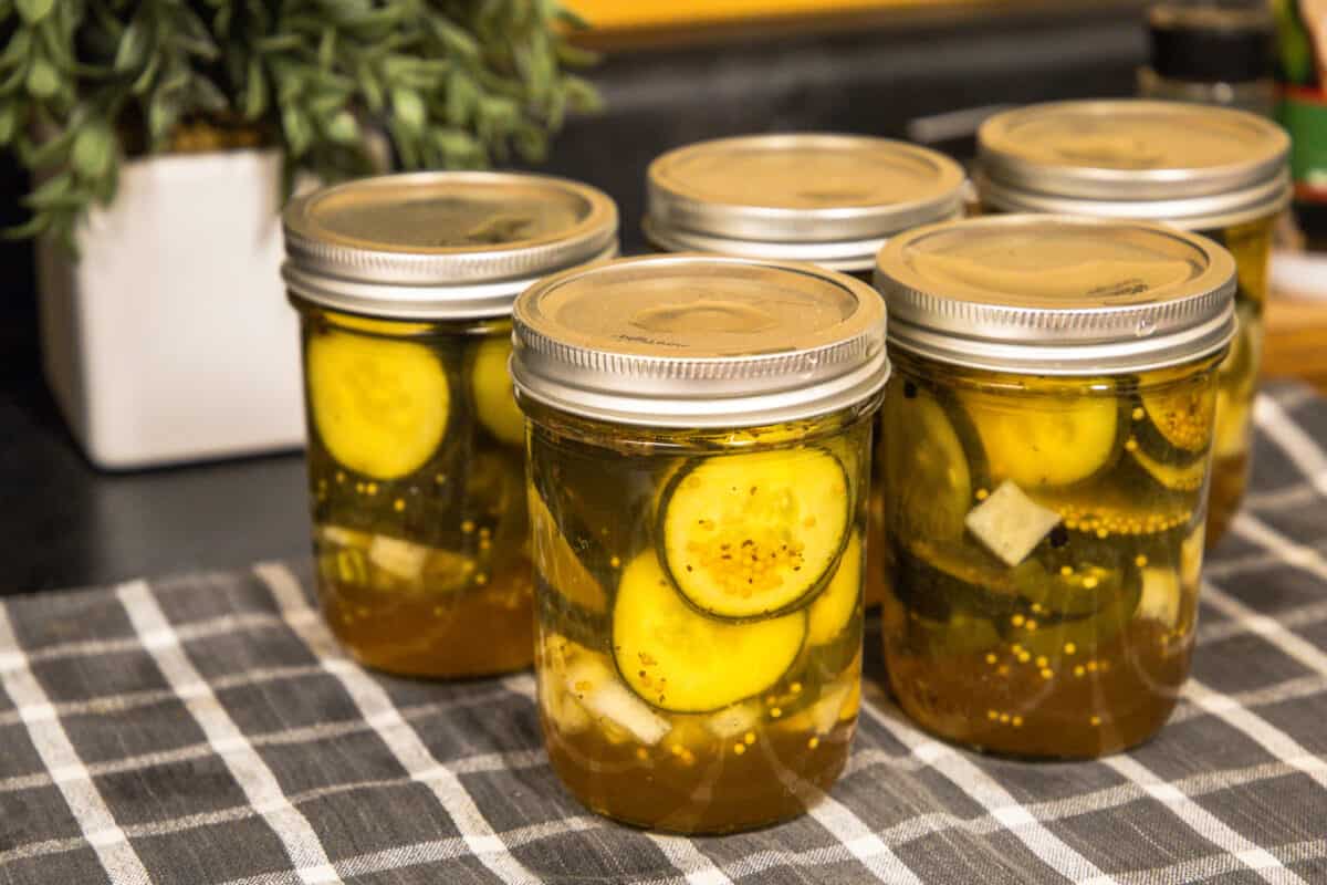 canned pickles