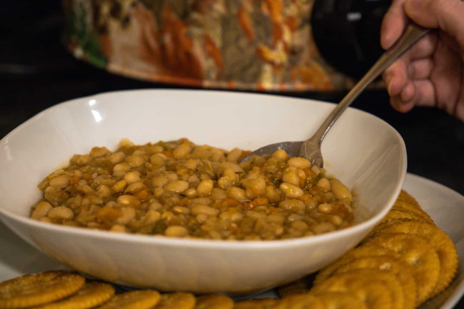 Slow Cooker White Bean Soup NESCO