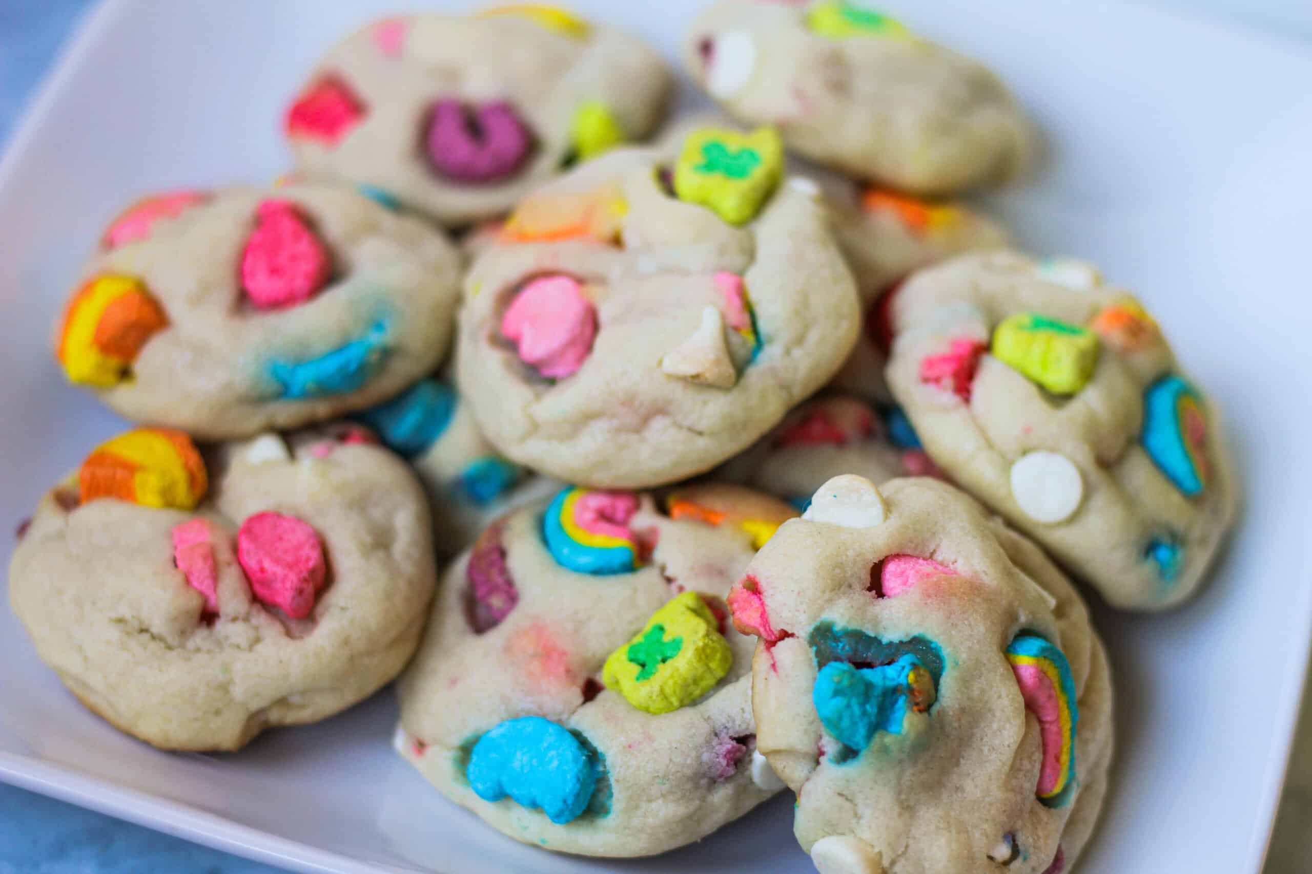 Read more about the article Lucky Charms Cookies