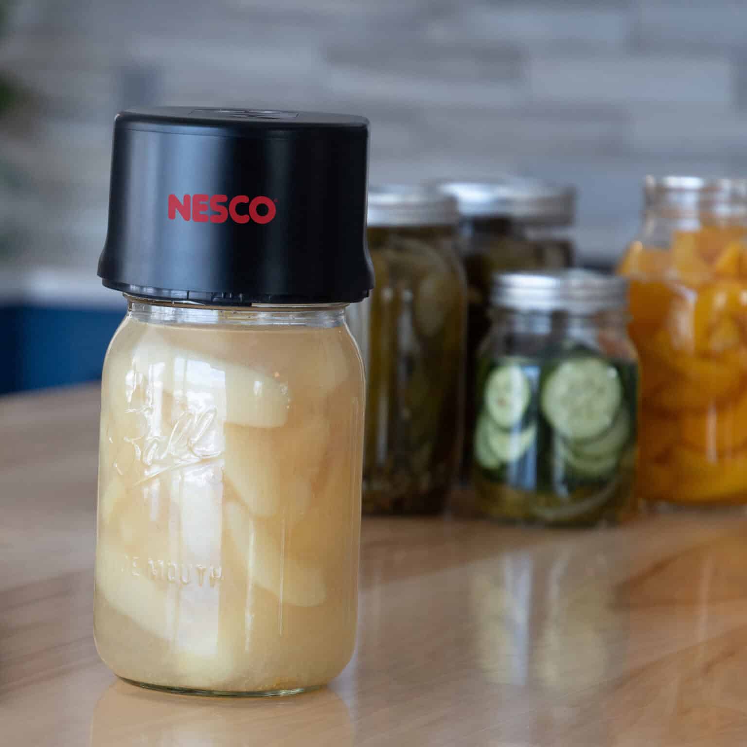 Amazon.com: Electric Mason Jar Vacuum Sealer - 85kPa Strong Suction ...