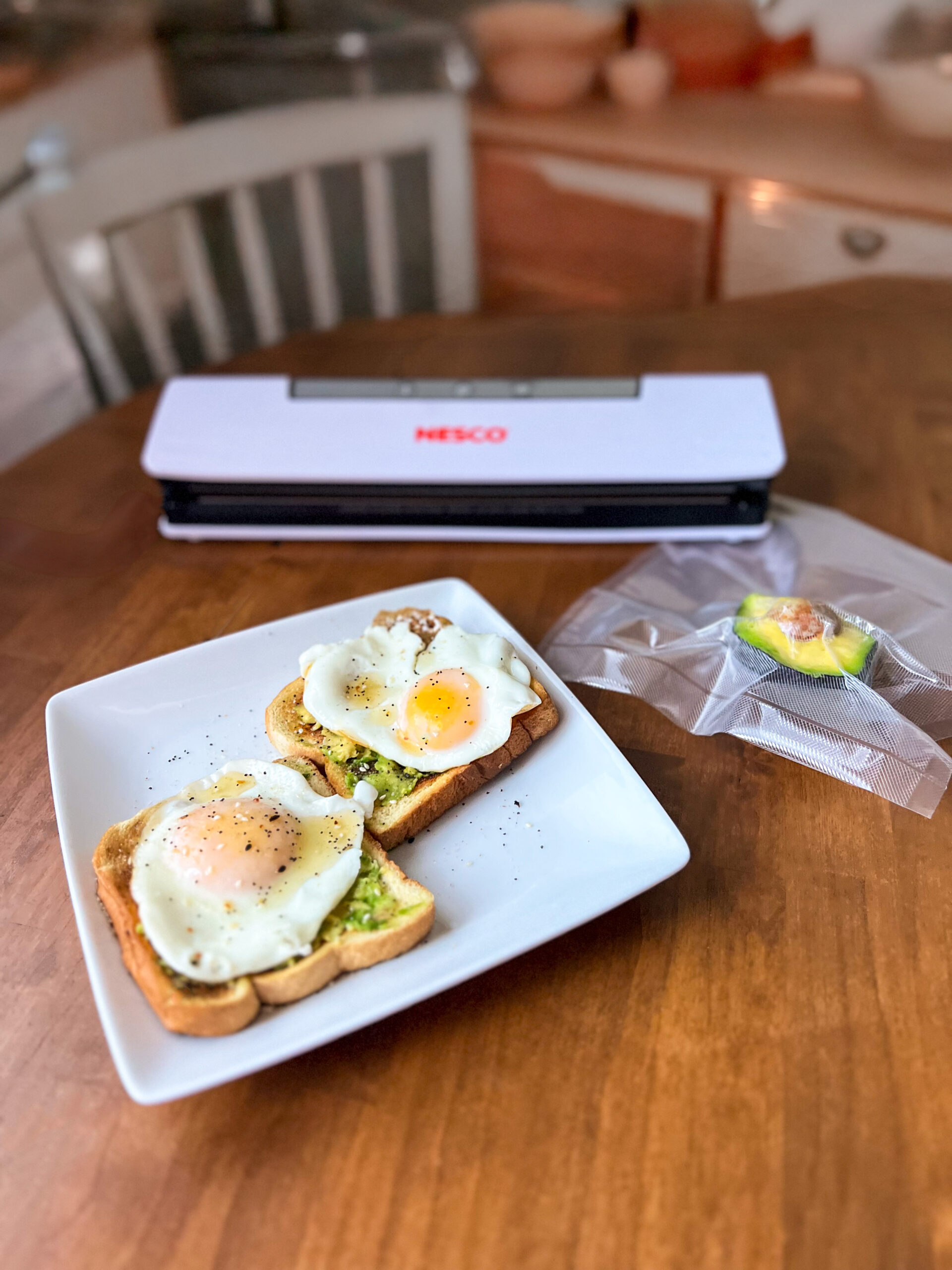 Read more about the article Perfect Avocado Toast + Storage Hack!